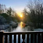 Dağ evi Secluded Rustic - A Digital Detox Paradise. York