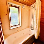 Chalet Secluded Rustic - A Digital Detox Paradise. York