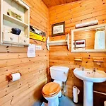 Secluded Rustic - A Digital Detox Paradise.