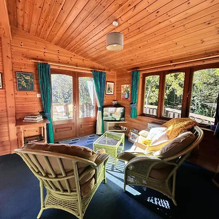 Chalet Secluded Rustic - A Digital Detox Paradise. *