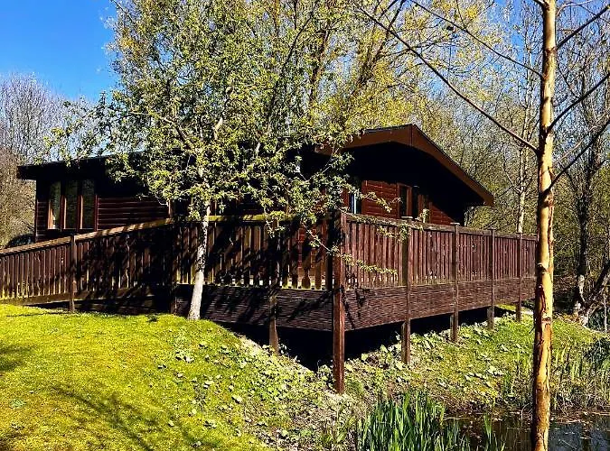 Secluded Rustic - A Digital Detox Paradise. Chalet