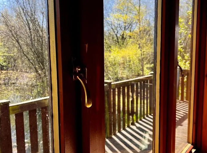 Secluded Rustic - A Digital Detox Paradise. *