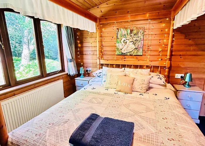 Chalet Secluded Rustic - A Digital Detox Paradise.